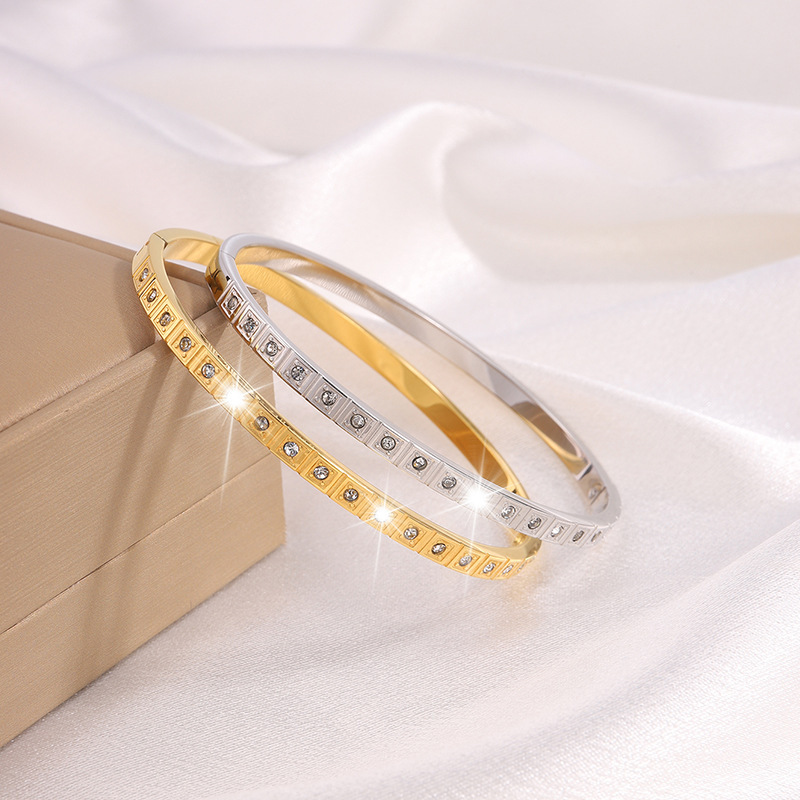 European And American Non-fading Square Diamond Stainless Steel Bracelet - CJdropshipping