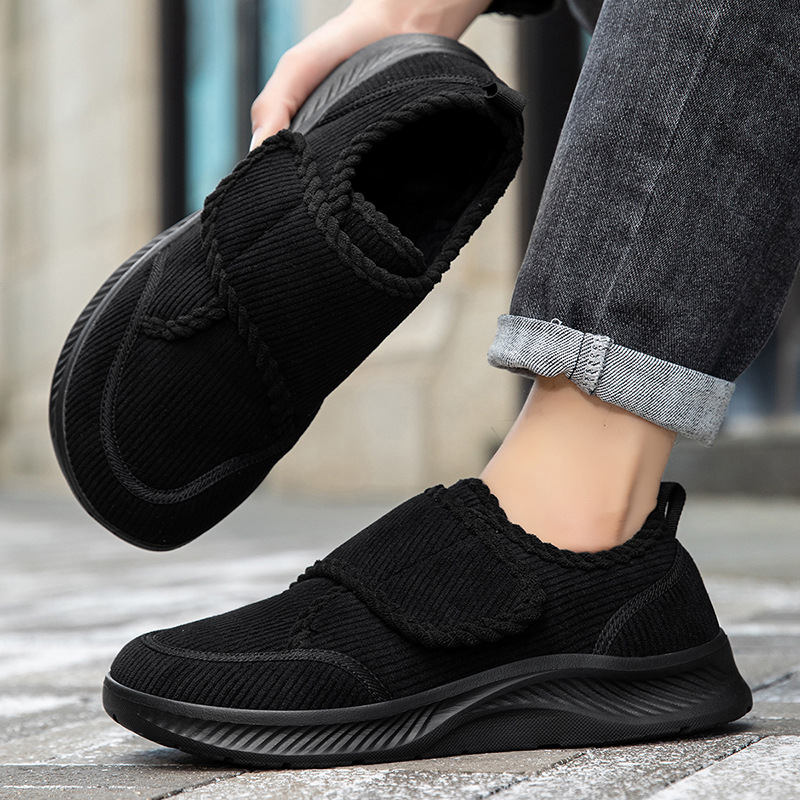 Fleece-lined Warm Loose-fitting Large-size Mens Shoes