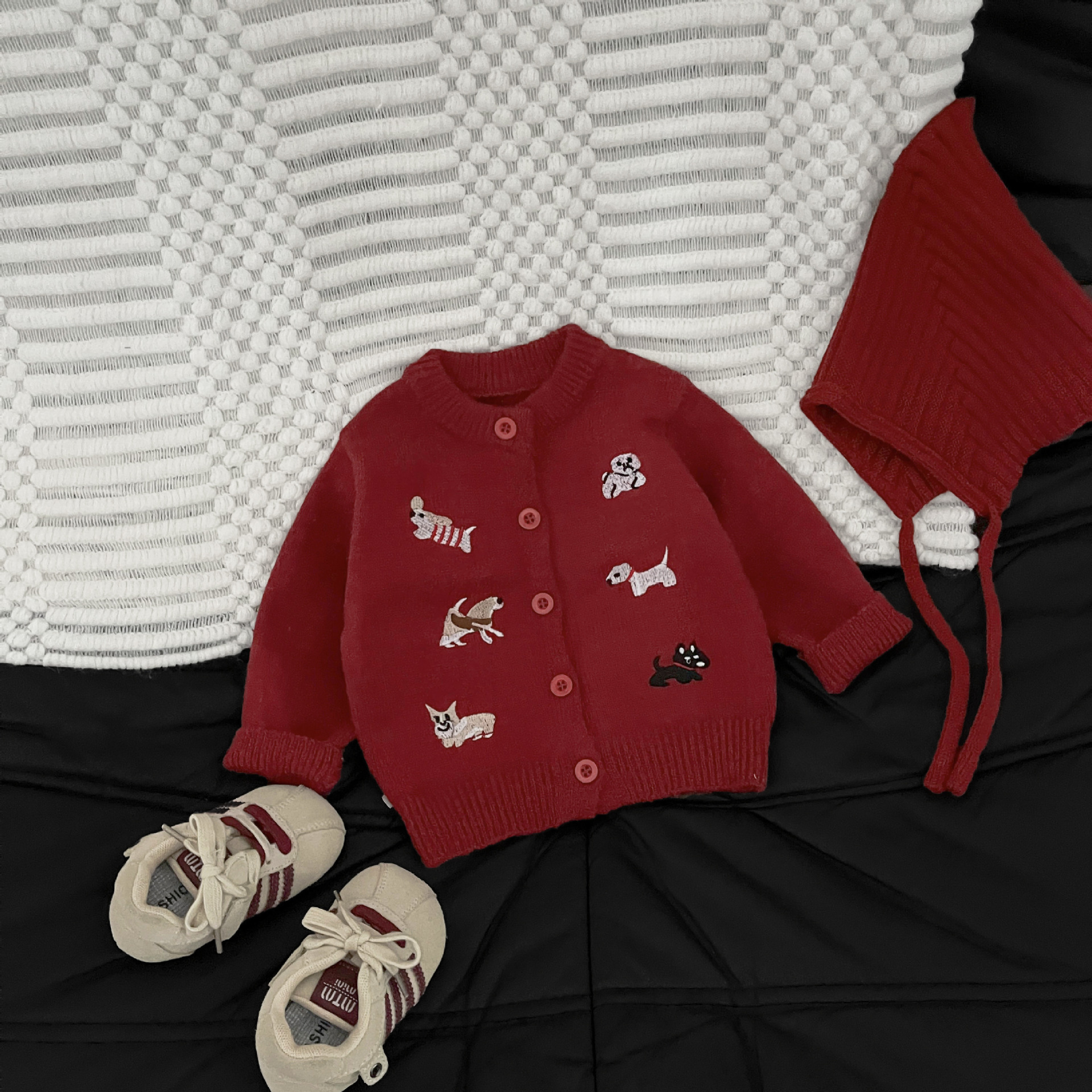 Embroidered Knitted Sweater Straight-leg Pants And A Romper