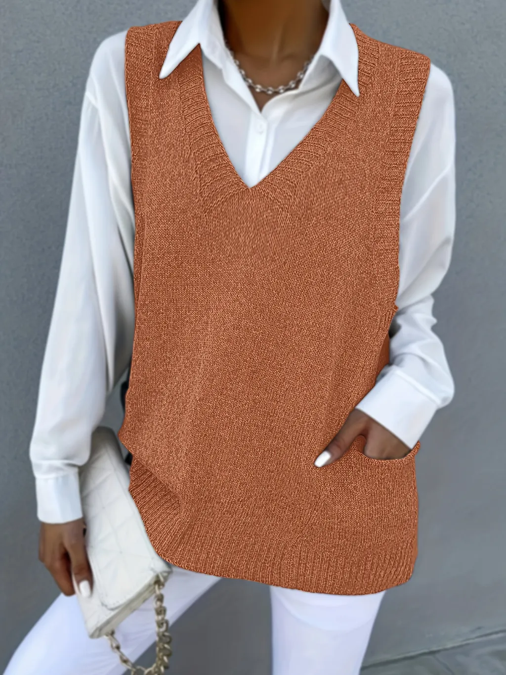 Women's Loose V-neck Double Pocket Knitted Sleeveless Sweater Waistcoat - Brown