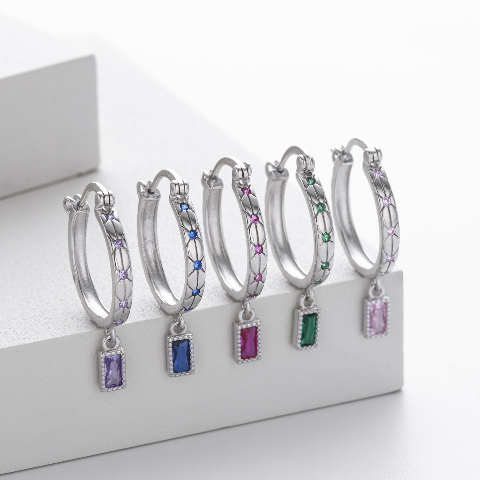 Sterling Silver Square Diamond Inlaid Earrings Fashionable And Minimalist