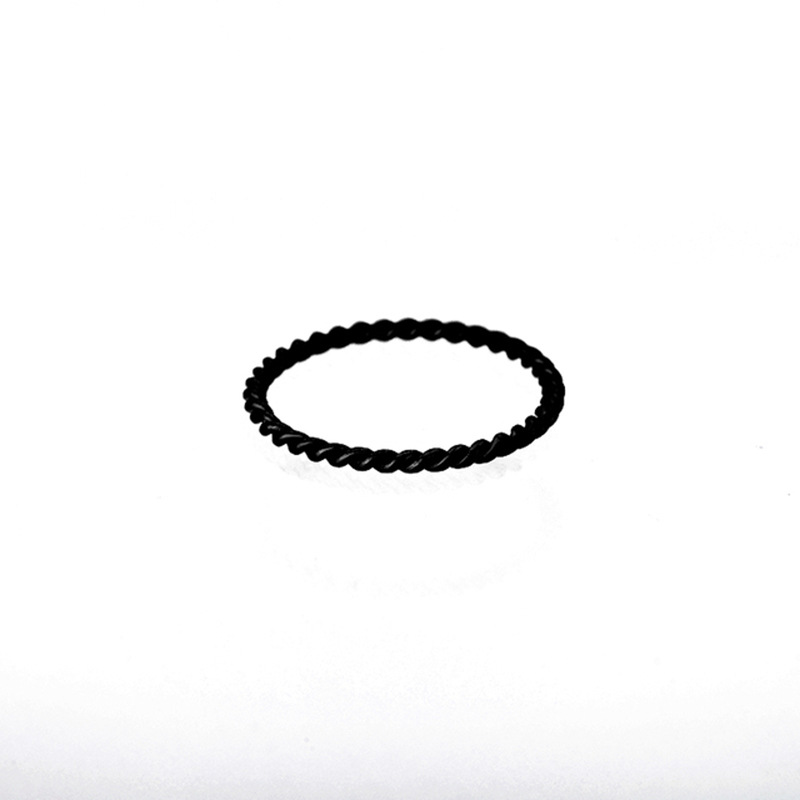 Double-strand Spiral Titanium Steel Twist Ring