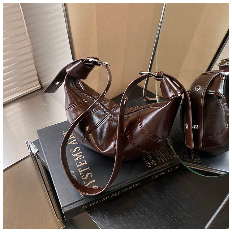 Dumpling Bag A Simple Stylish And Retro Crossbody Shoulder Bag For Women