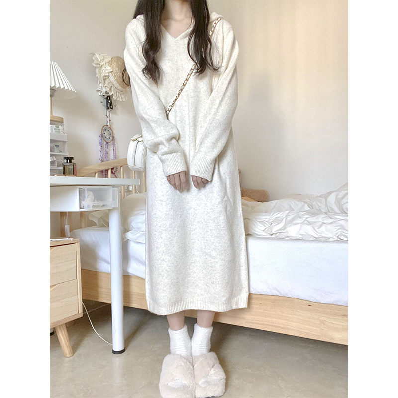 Women's Fashion White Hooded Knitted Dress