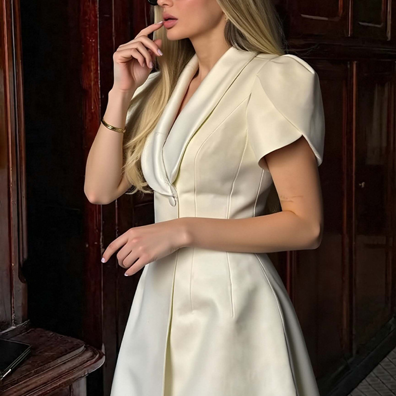 V-neck Tight Waist Graceful And Fashionable Solid Color Jumpsuit Skirt