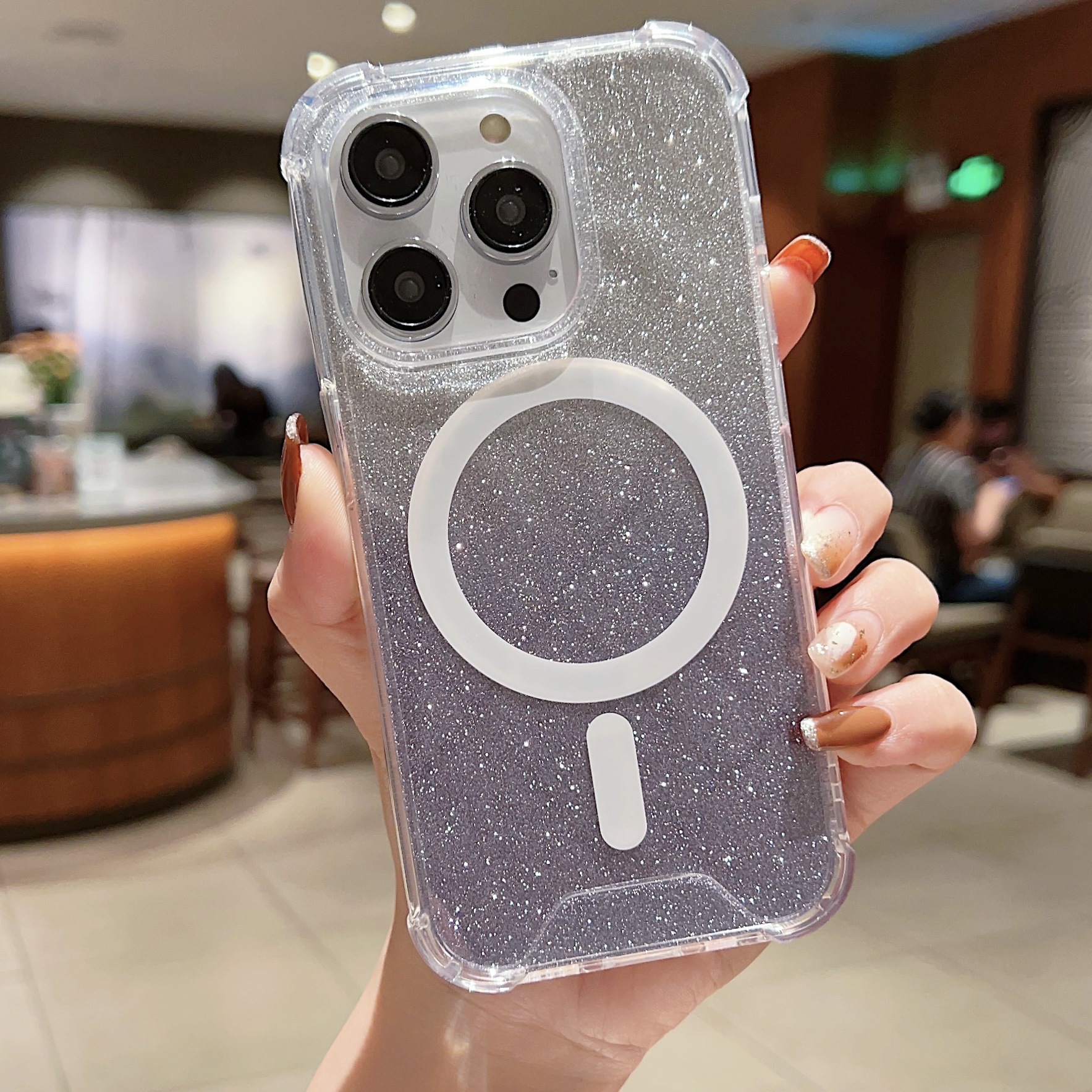 Personalized gradient magnetic phone case