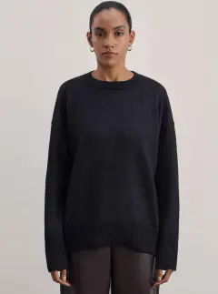 Women's Knitted Round Neck Solid Color Loose Fashion Sweater - Black - View 1