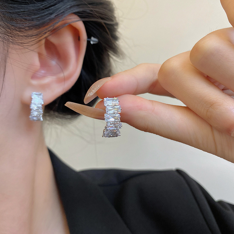 Zircon Curved Stud Earrings Women's Fashion Irregular