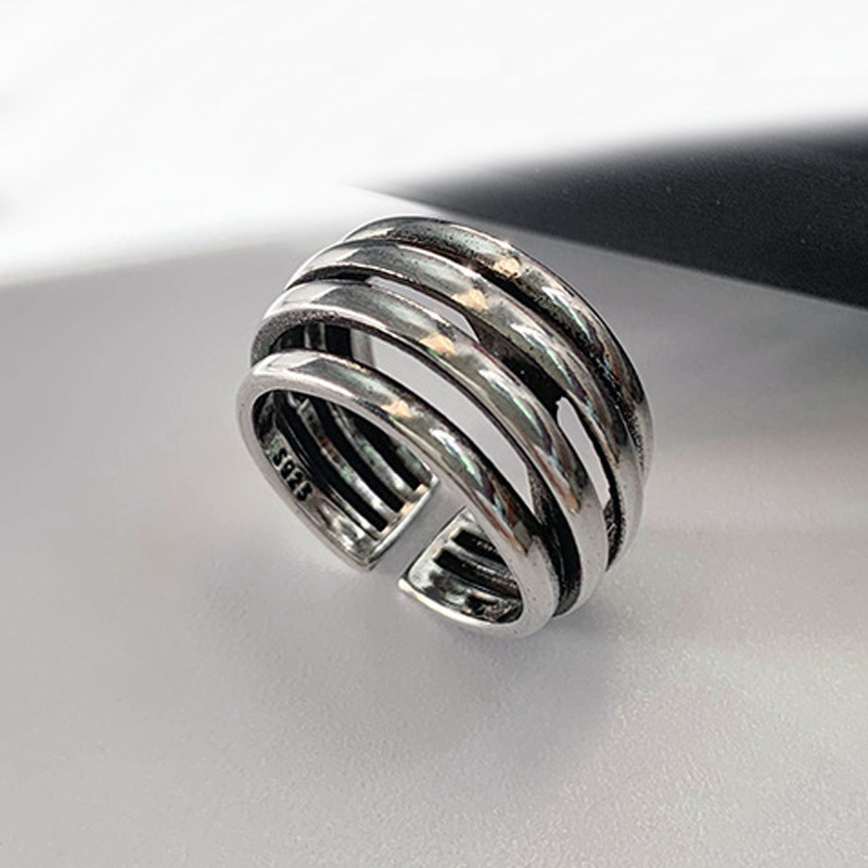 Four-circle Fixed Hong Kong Style Open Personalized Silver-plated Glossy Line Ring