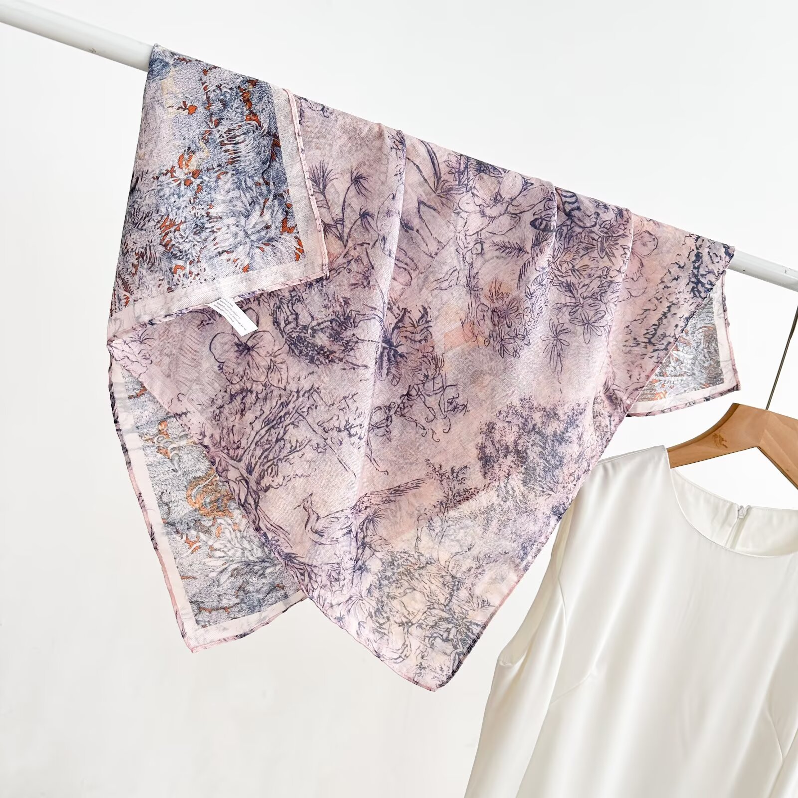 New Vintage Neck Scarf For Women Spring And Autumn Season