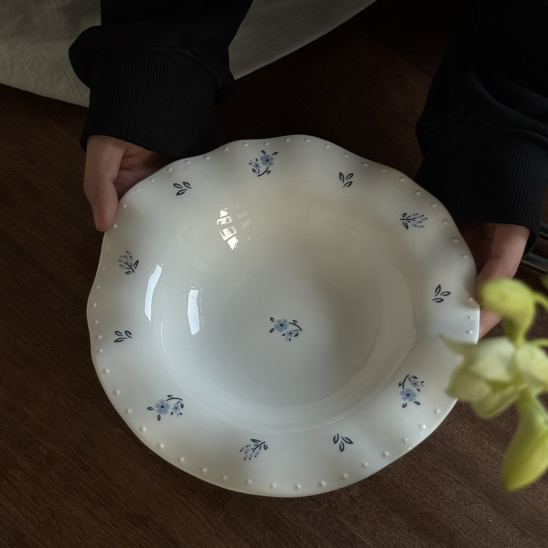 French-style Vintage Hand-thrown Irregular Ceramic Plate