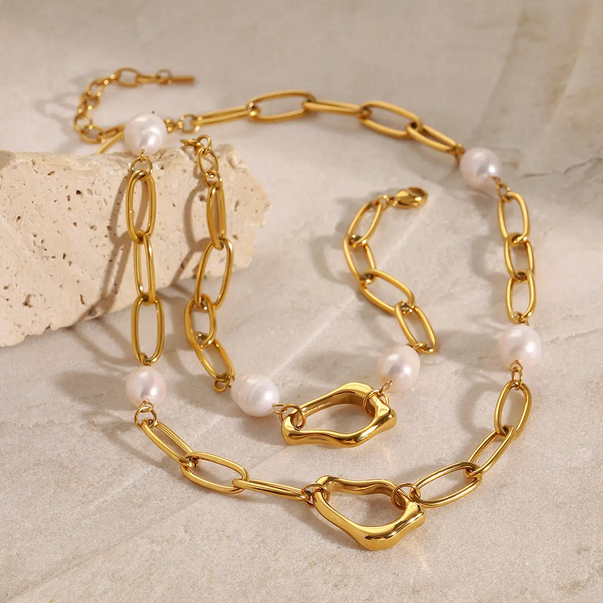 Stainless Steel Pearl Necklace High-end Clavicle Chain