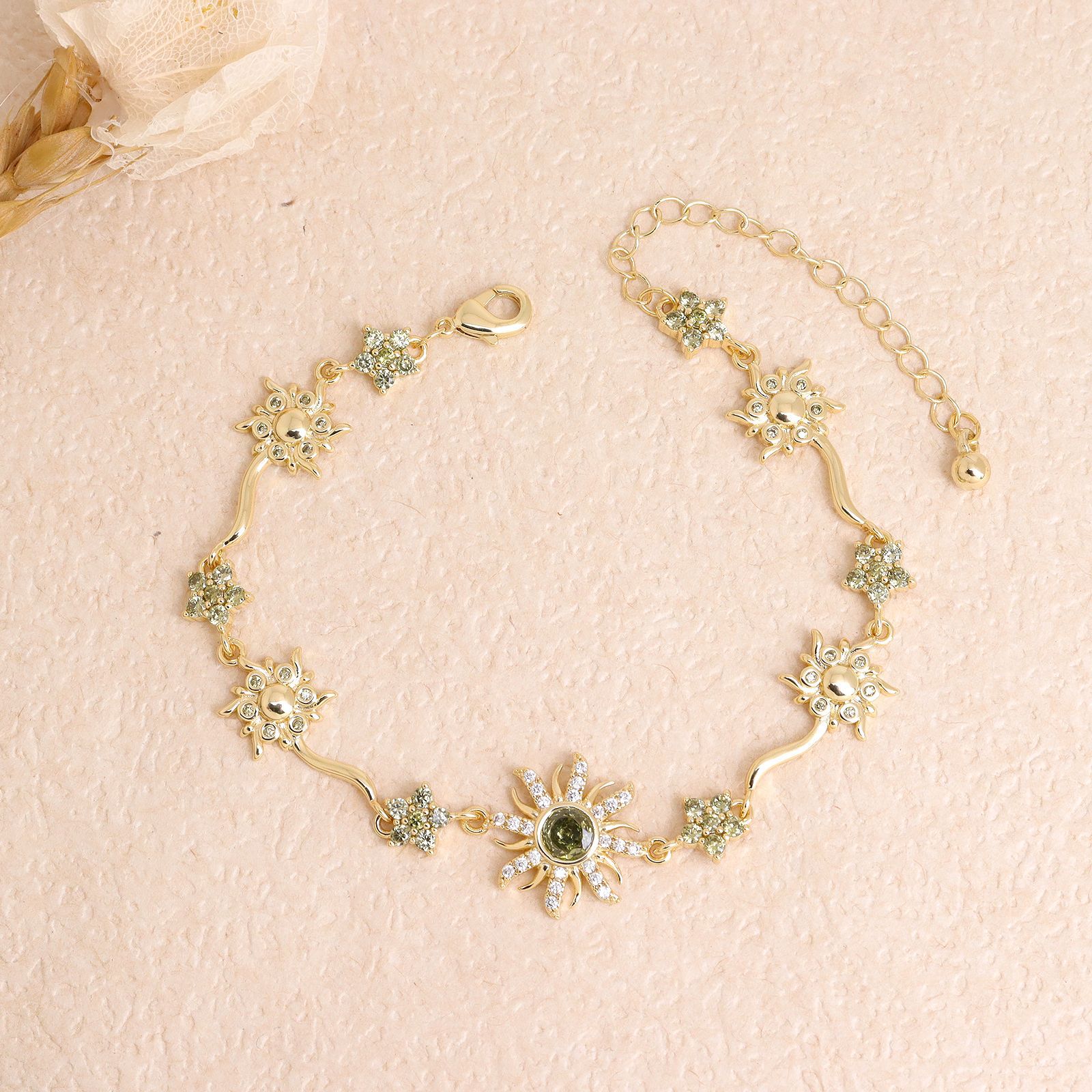 Special Offer Light Luxury High-end Women's Bracelet