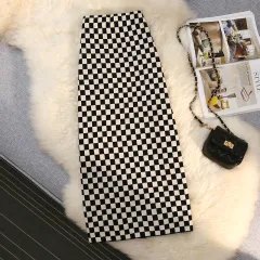 Chessboard Plaid Slim-fit Sheath A- Line Mid-length Plaid Stretch Knitted Overskirt - White - View 1
