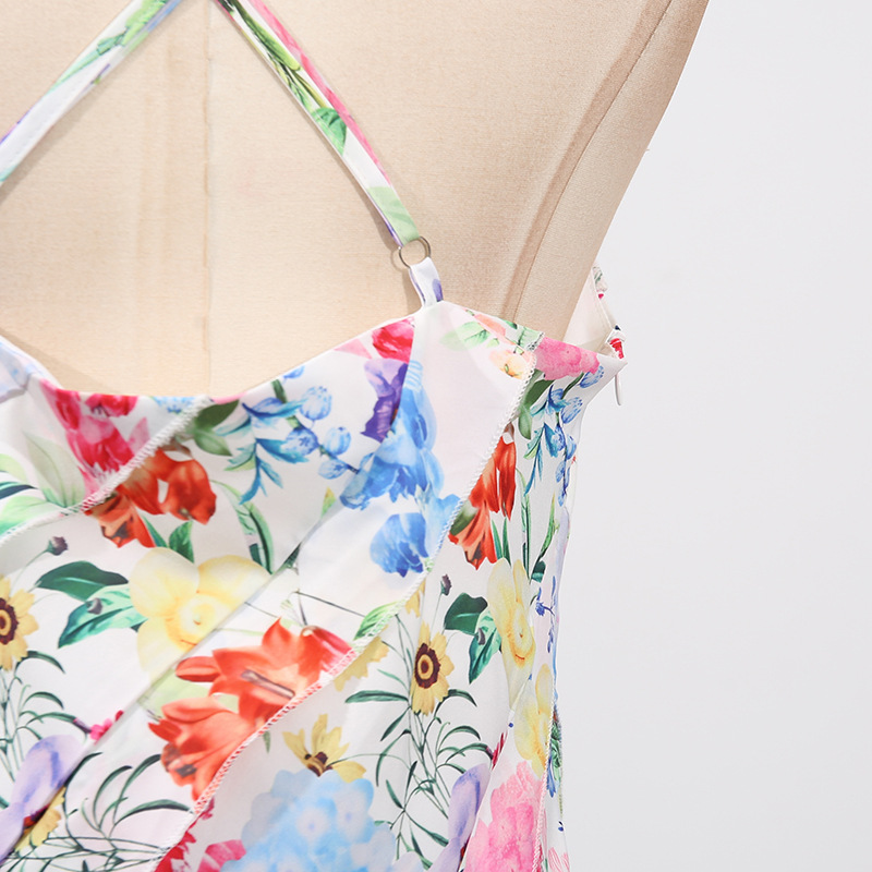 Buy Women's Clothing Online | Buy Trending Dresses for Women