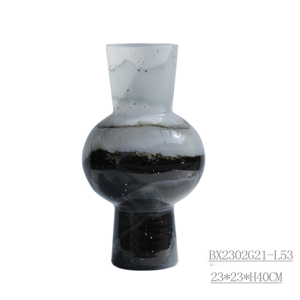 Ombre Glass Vase, picture 3 of 4
