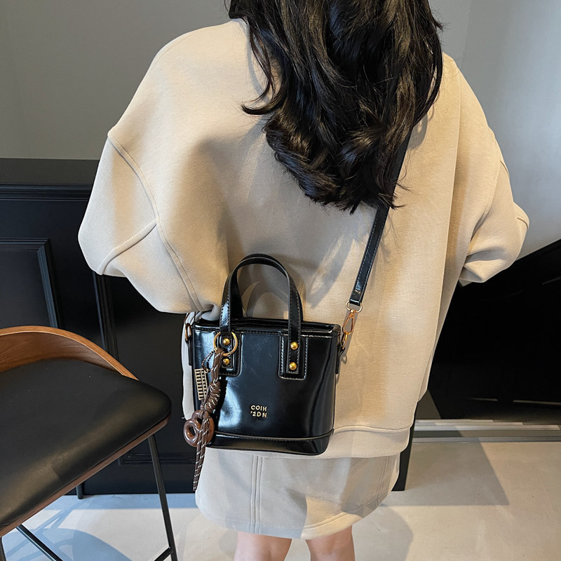 Womens New Autumn Winter Crossbody Bucket Bag