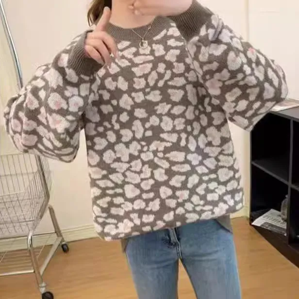 Leopard Jacquard Contrast Color Loose Thick Sweater Pullover Sweater Khaki Pink - Shop at LoveMi
