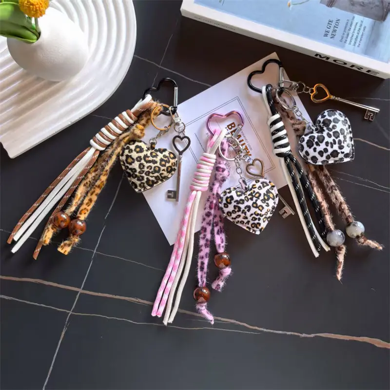 Women's Stylish Retro Leopard Print Leather Heart