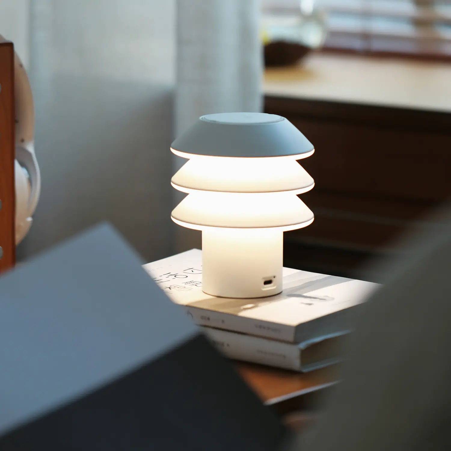 Light And Shadow Reimagined Touch-Controlled Creative Ambiance