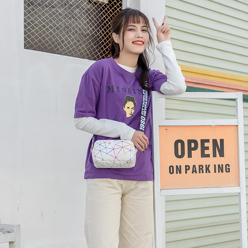 Colorful Radiating Geometric Print New Fashion Letter-Strap Camera Bag