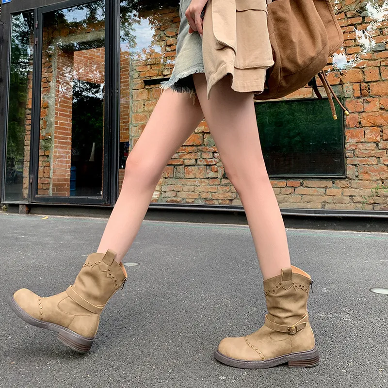 Women's Retro Brown Soft Leather Rivet Chunky Heel Ankle Boots - Khaki