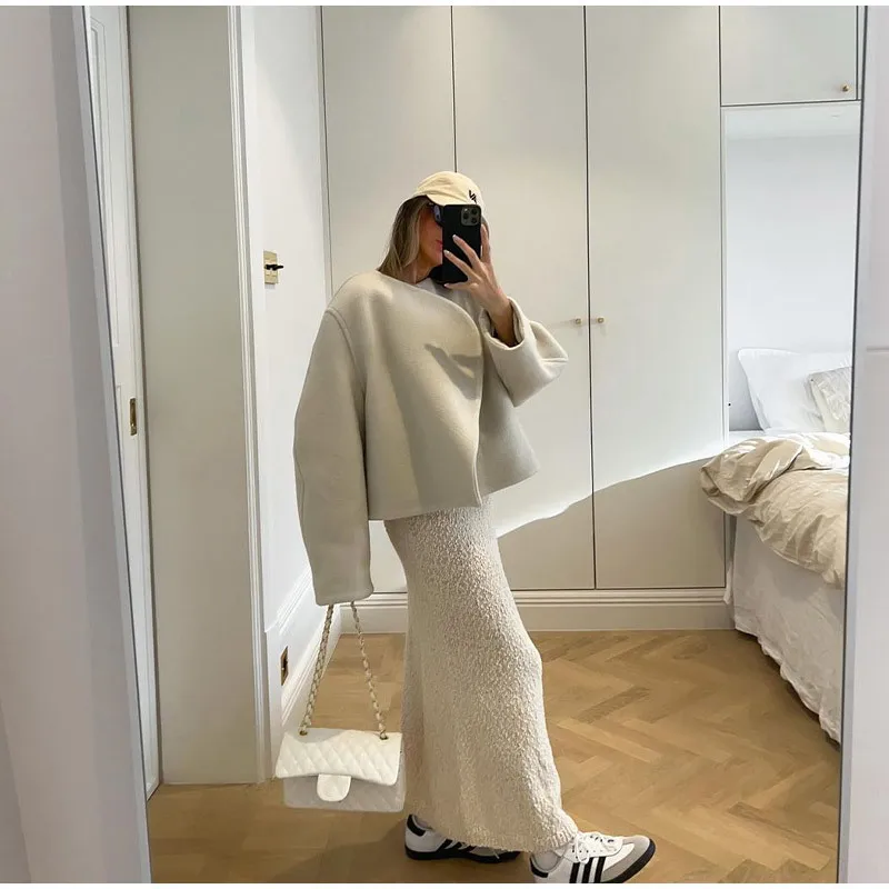 Women's Fashion Personality Solid Color Woolen Coat - White