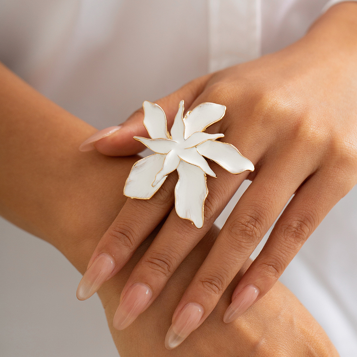 Exaggerated Metal Dripping Three-dimensional Flower Ring