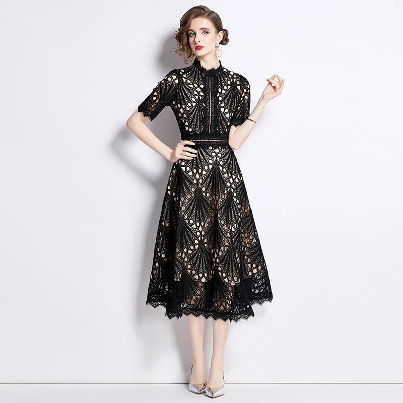 Women's French High-grade Lace Patchwork Round Neck Dress - Elegant Black