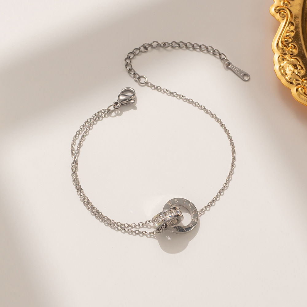 Roman Digital Double Ring Buckle Bracelet