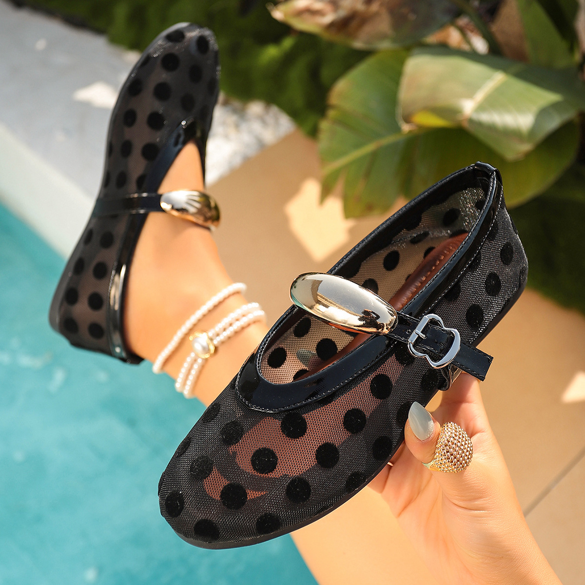 Fashionable Metal-buckle Large-size Casual Womens Shoes