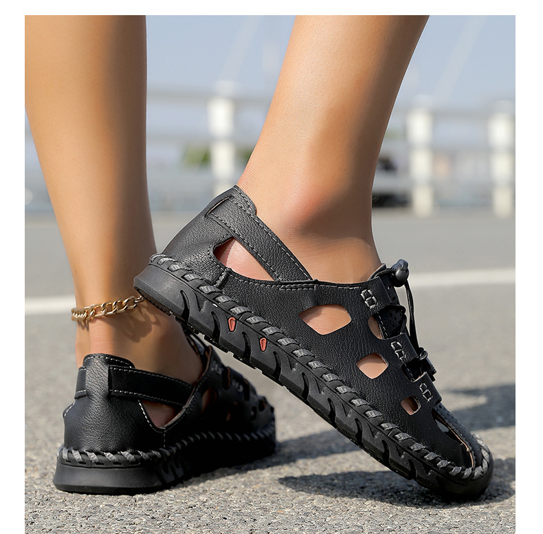 Unisex Casual Closed-Toe Beach Shoes — worn view 5