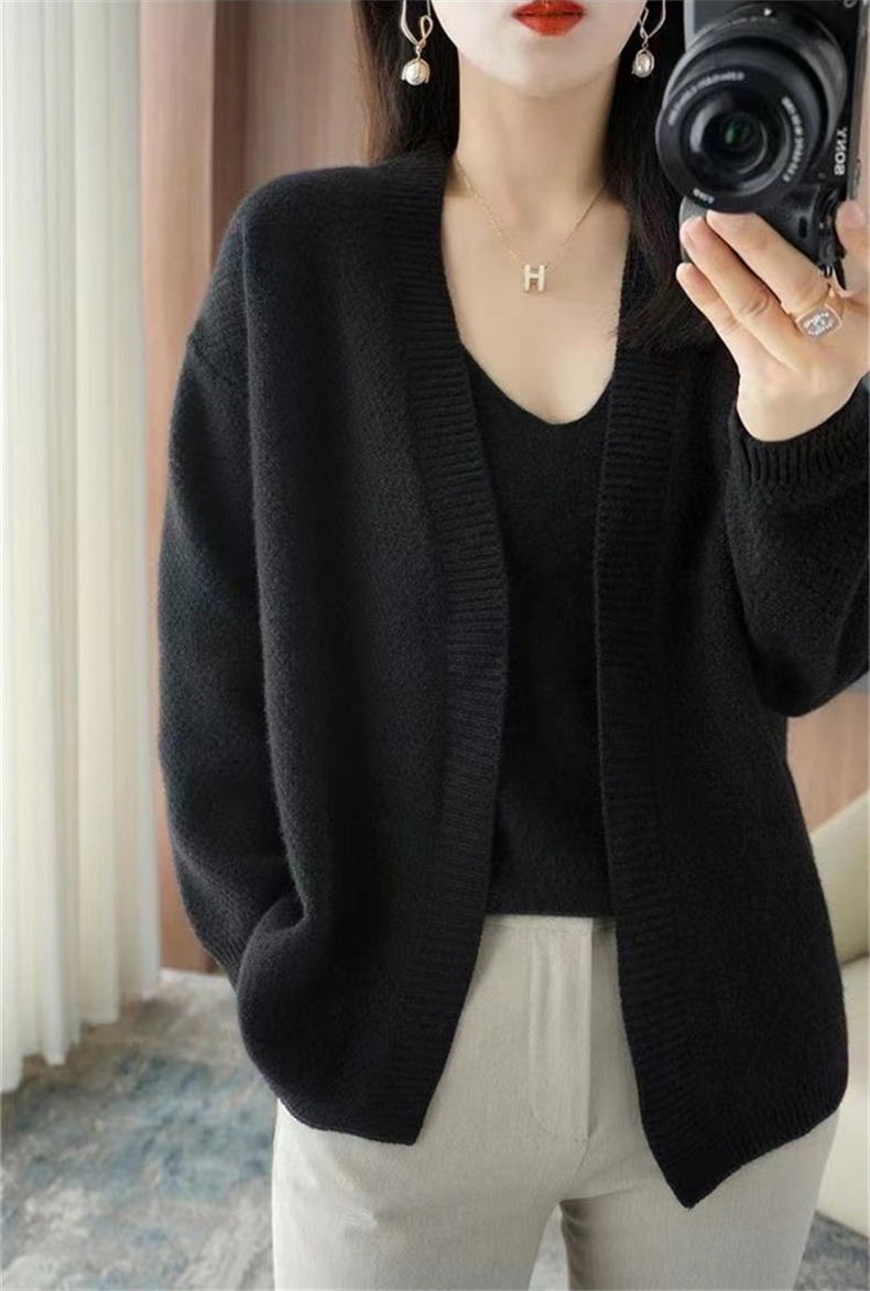 Title 3, Knitted Cardigan Two-piece Sling Temperament V-...