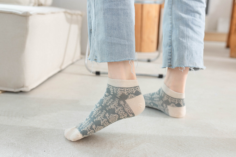 Title 12, Chaussettes bateau en maille Jacquard de soie U...