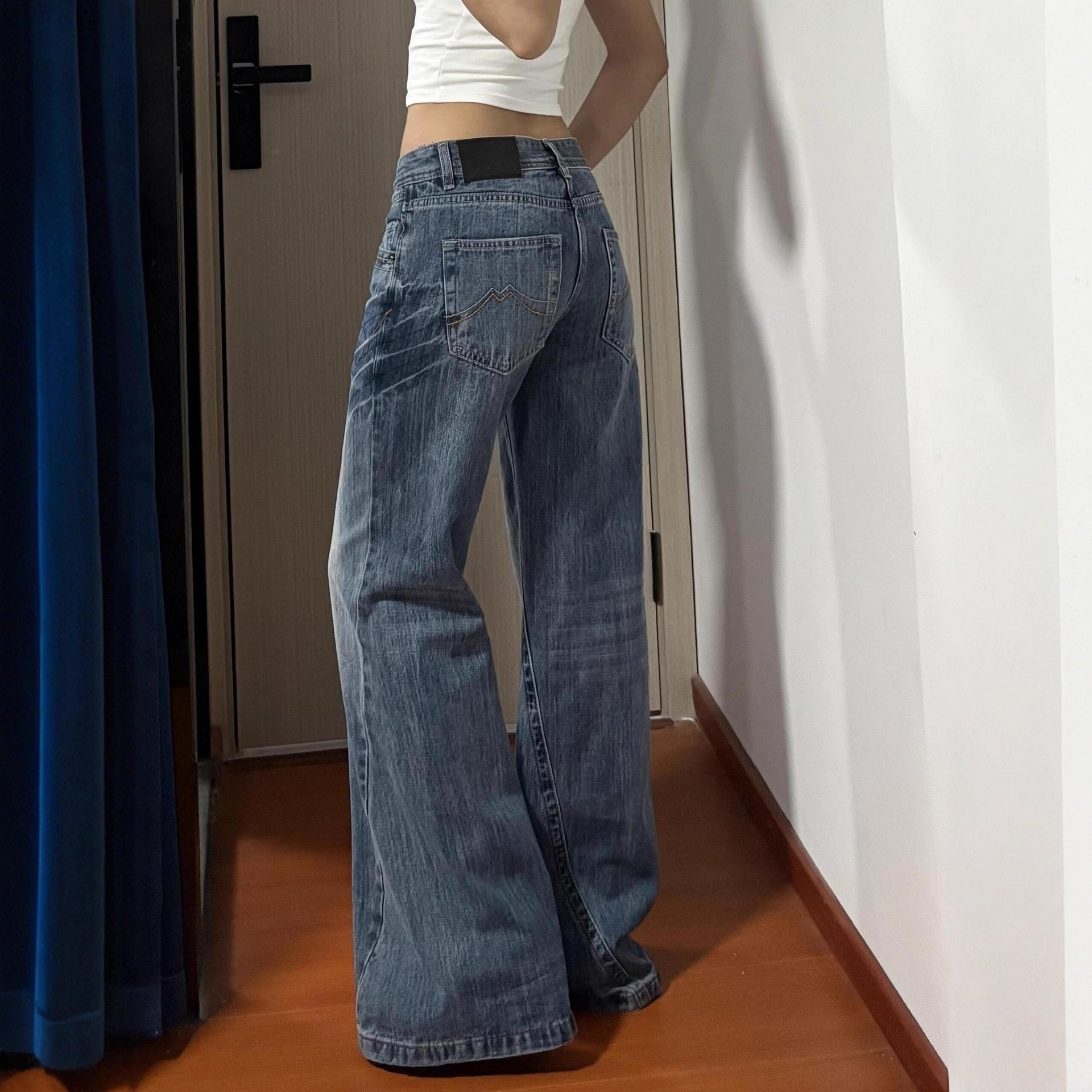 https://cf.cjdropshipping.com/quick/product/afdf11b5-b28e-4150-9bbc-e015d35db3e6.jpg