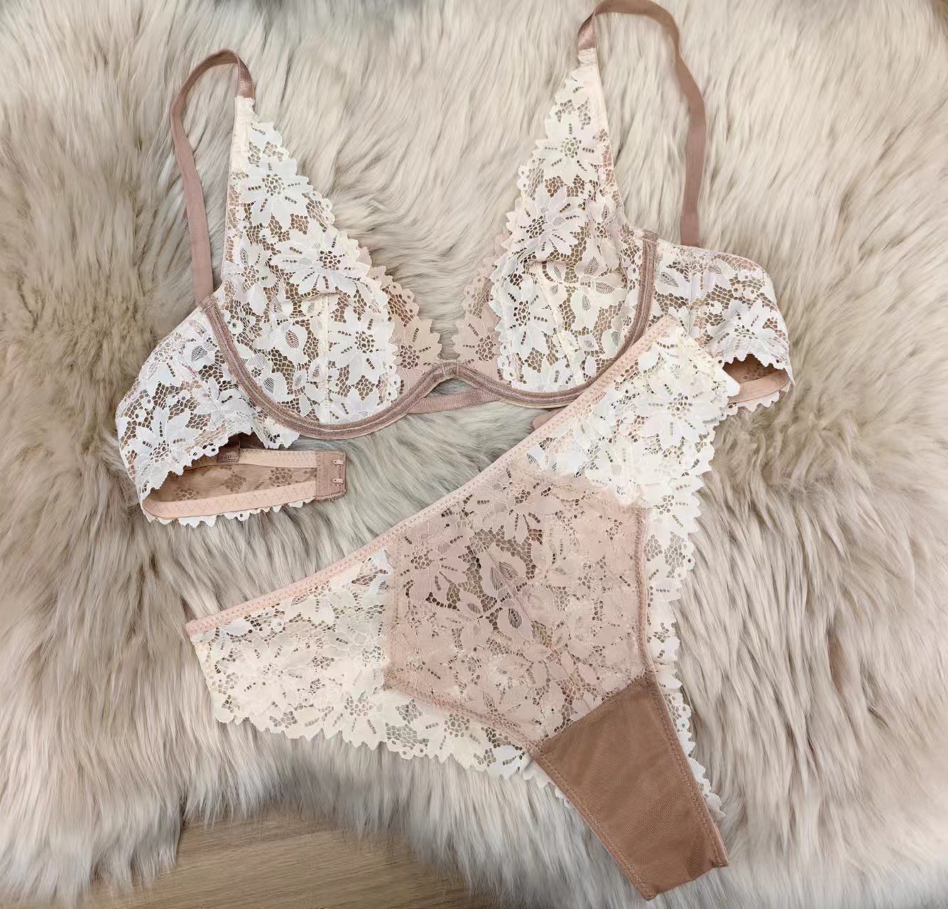Womens Sexy Lingerie French-style Ultra-thin And Sheer Lace 4