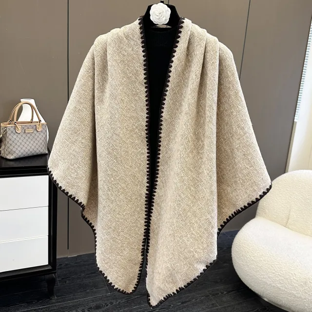 Affordable Luxury Fashion Wind Outdoor Autumn And Winter Scarf White - Shop at LoveMi