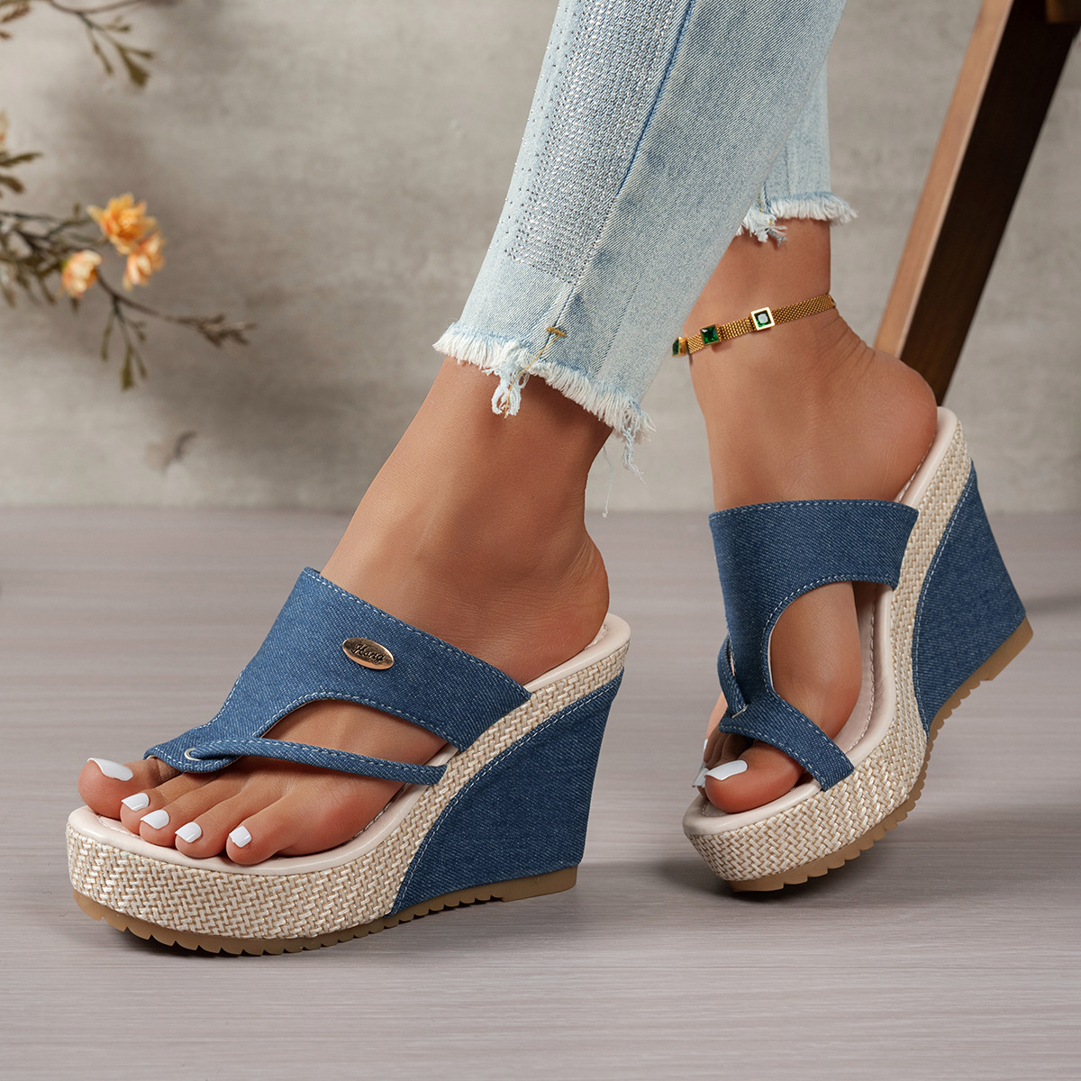 Plus-size Wedge-heeled Sandals Womens Thick-soled Shoes