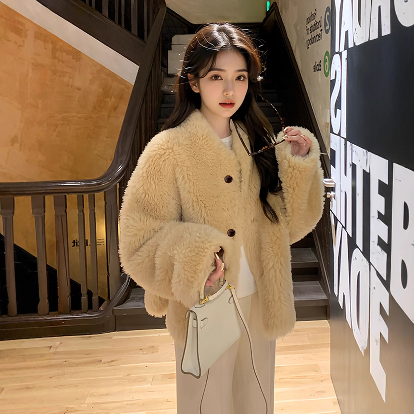 Womens Short Shearling Leather Coat For Winter