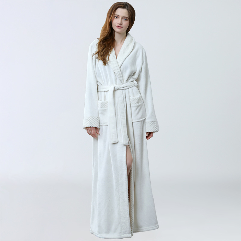 Women's Autumn And Winter Thickening Lengthened Bathrobe Flannel Nightgown