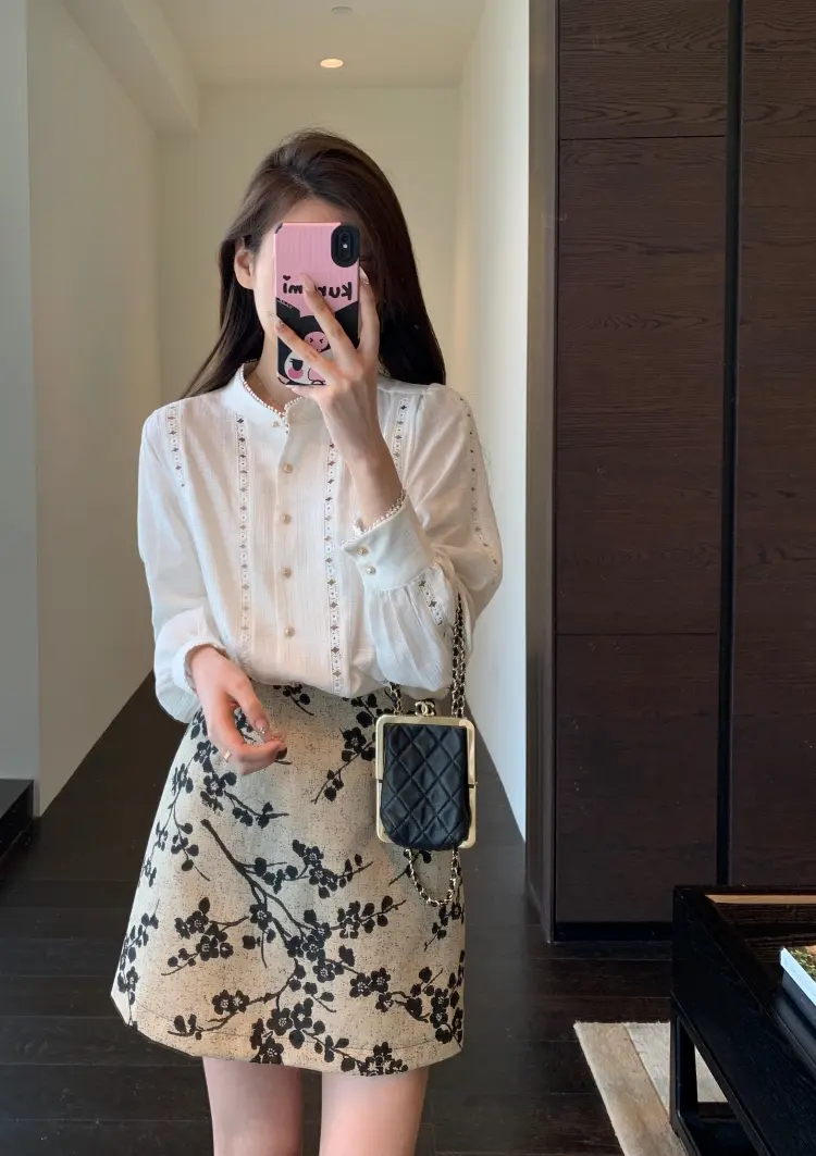 Women's Spring And Summer French Lantern Sleeve White Shirt