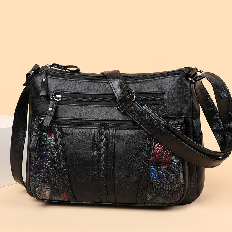 Womens Versatile Minimalist Crossbody Bag With A Large Capacity