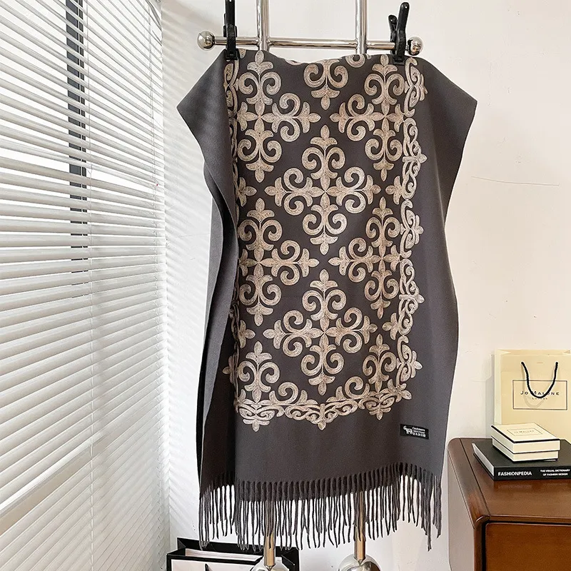 Textured Embroidered Scarf Winter All-matching Spring And Autumn Imitation Cashmere - Gray