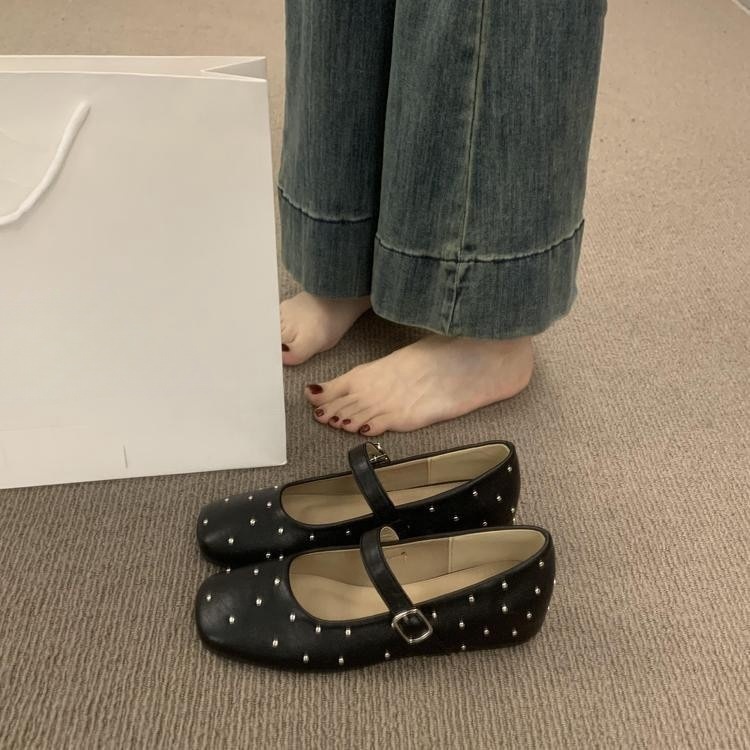 Square Toe Ballet Flats