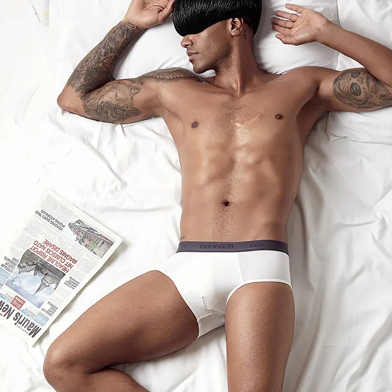 Men's Breathable Pure Color Seamless Modal Underwear