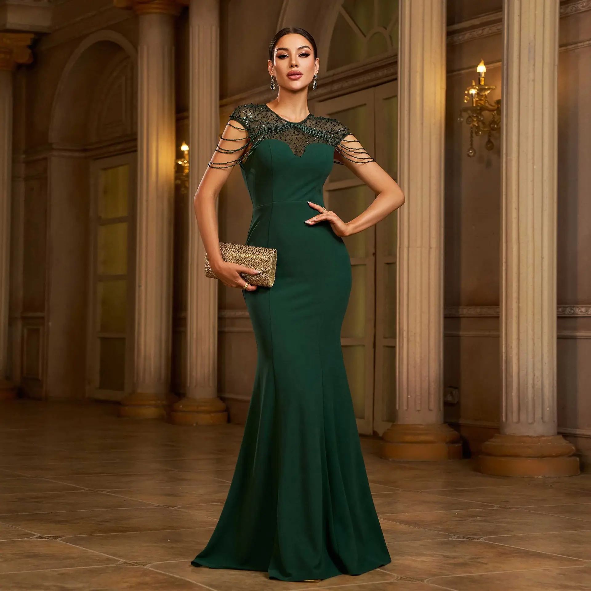 Elegant Sleeveless Round Neck Sequins Slim-fit Sheath