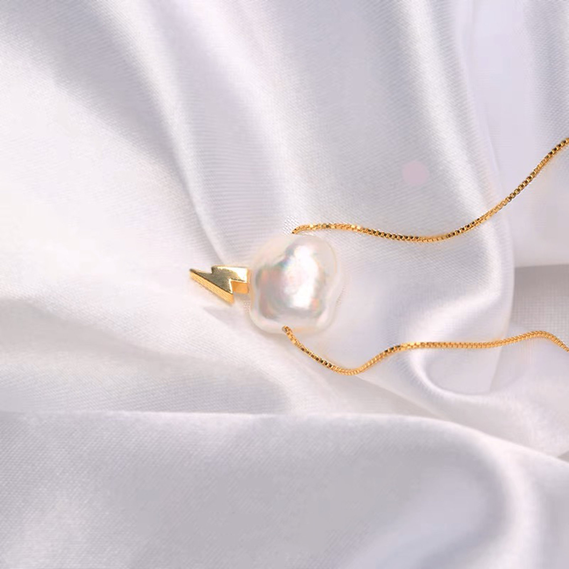 Natural Freshwater Pearl Cloud Baroque Clavicle Chain Earrings - 2