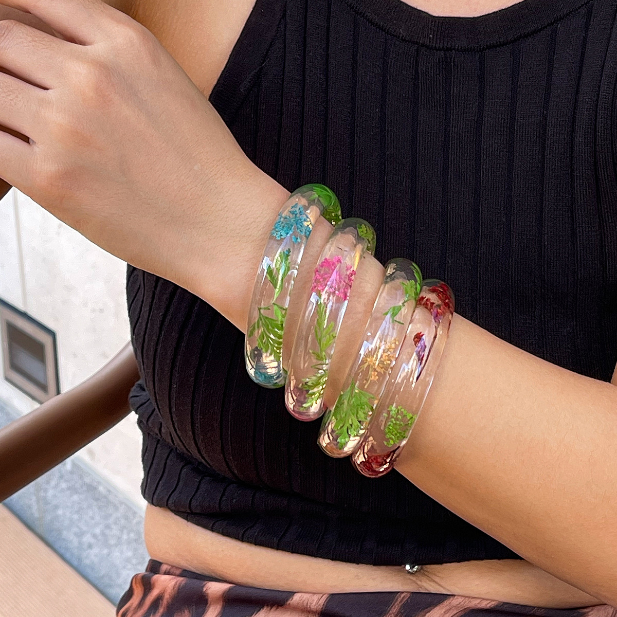 欧美跨境饰品 ins雏菊透明bracelet宽面 个性亚克力彩色手镯套装