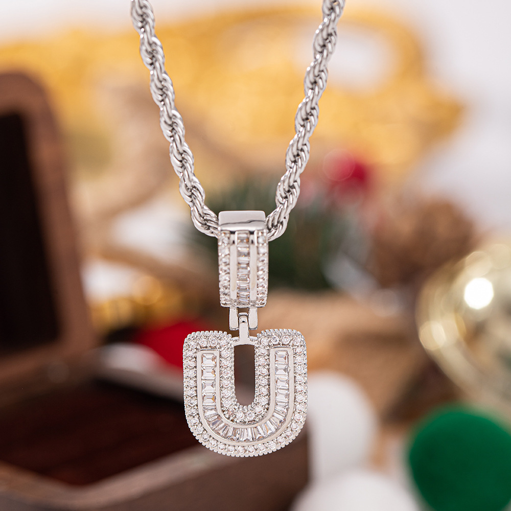 Trendy Full-Diamond 26-Letter Pendant Necklace For Women