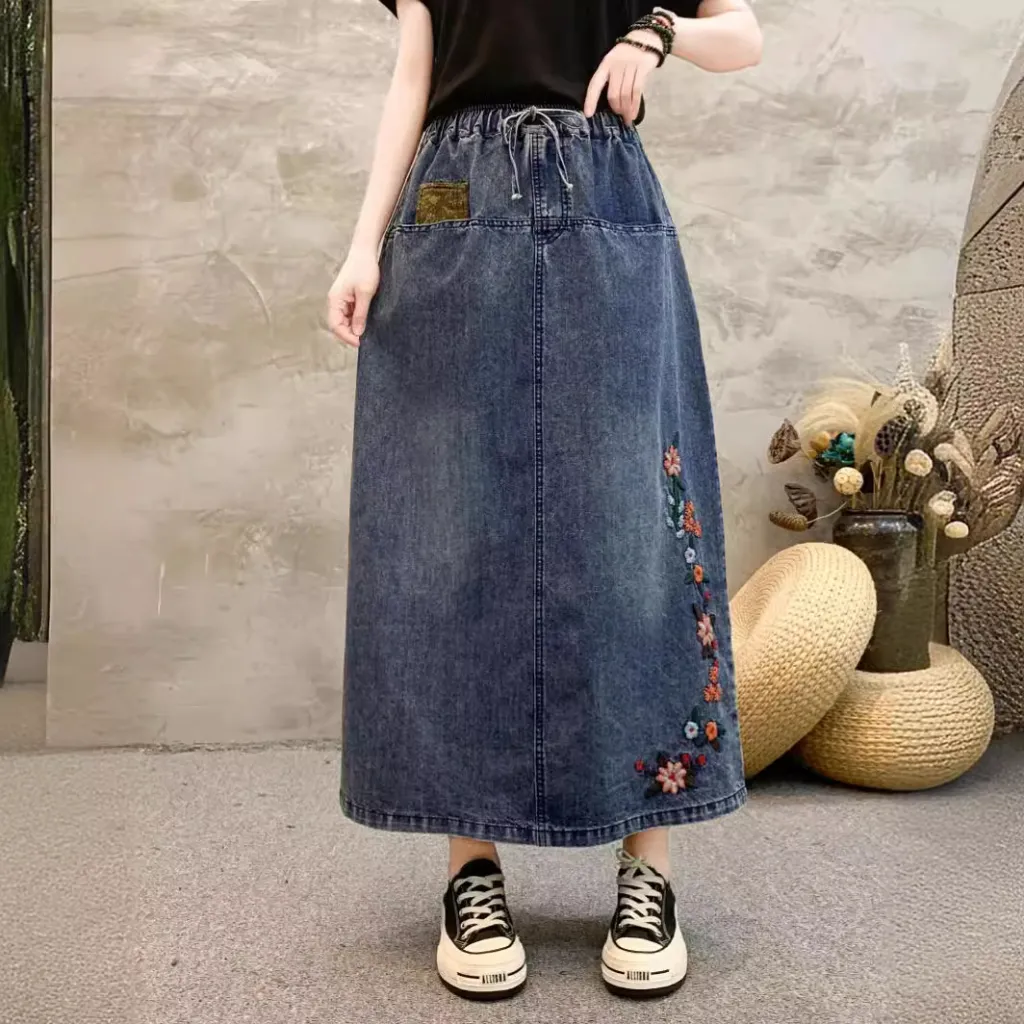 Spring Small Flower Embroidery High-waisted Skirt - Blue
